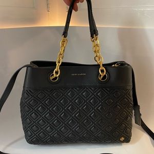 ❤️Authentic & New Tory Burch Lamb Leather Tote❤️